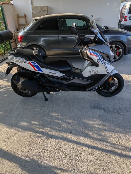 Скутер BMW C 400 GT