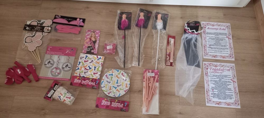 Accessorii petrecerea burlacitelor