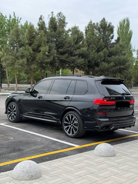 Bmw X7 drive 50i Full Pozitsya 4.4 tiwin turbo