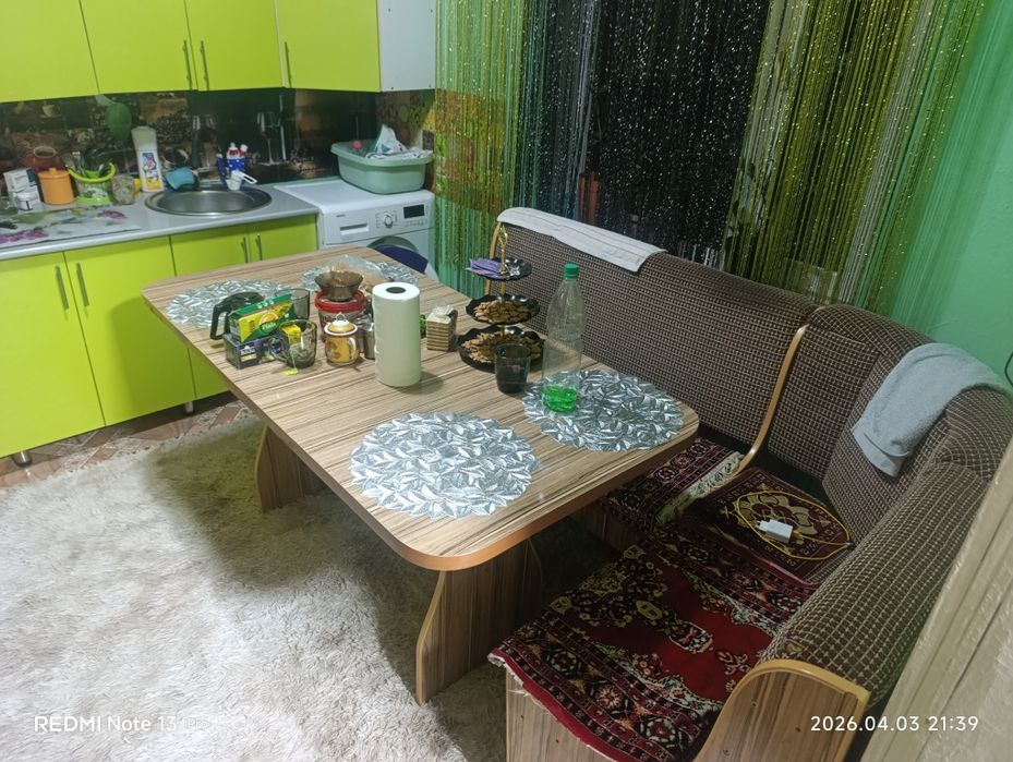 Продам кухонный  стол