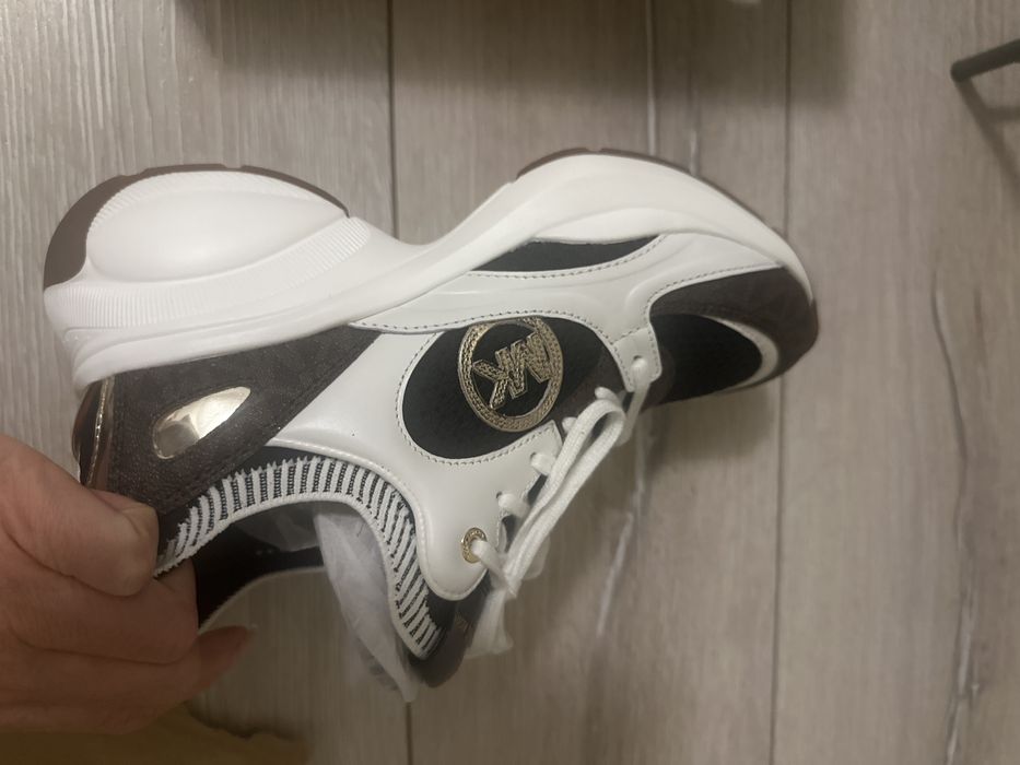 Обукви Michael Kors