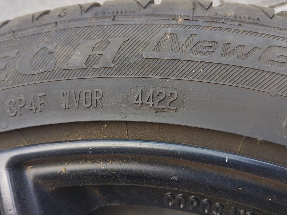 Jante +cauciucuri pentru Audi A4 An 2017 .225/45R18Y XL VIKING 4 buc