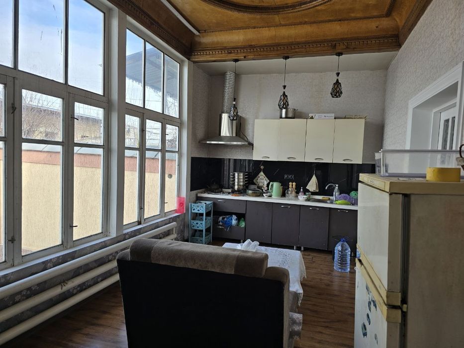 Nazarbek tarnov baliqchida retrom yer uy Sotiladi!