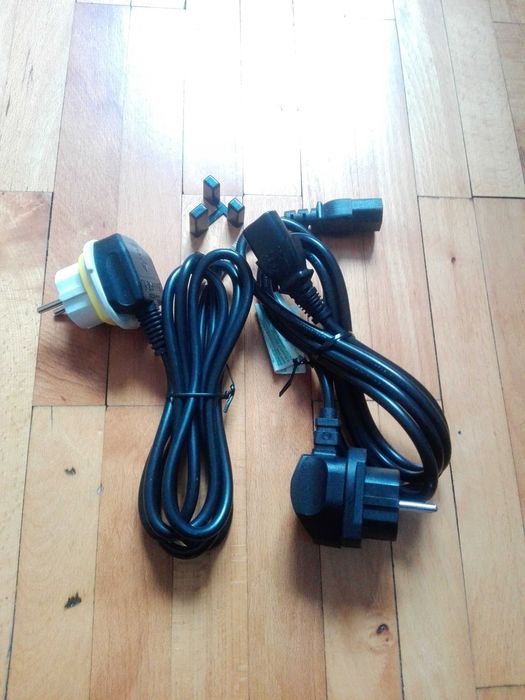 Huawei и др. Оригинално зарядно за лаптоп и кабели