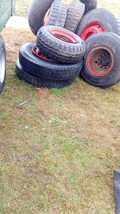 Axa remorca Cauciucuri    Anvelope 11 /12,4 R 32