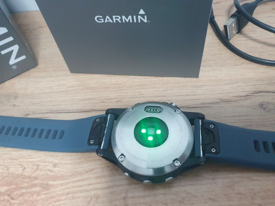 Часовник Garmin Fenix 5 Premium Multisport