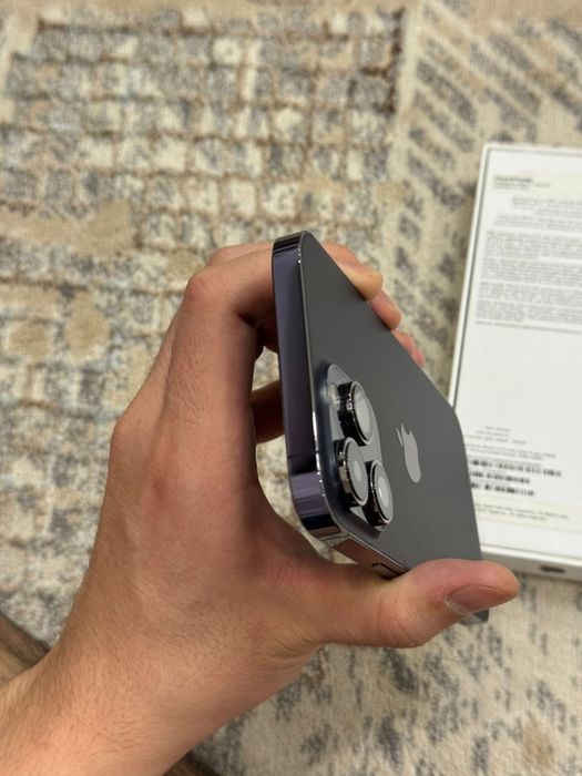 Продам айфон 14про макс