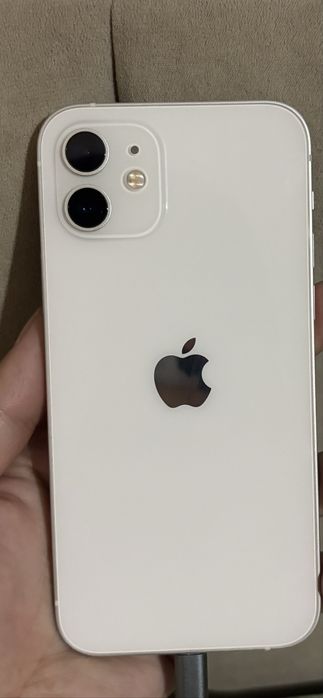 Продам Iphone 12  128 ГБ
