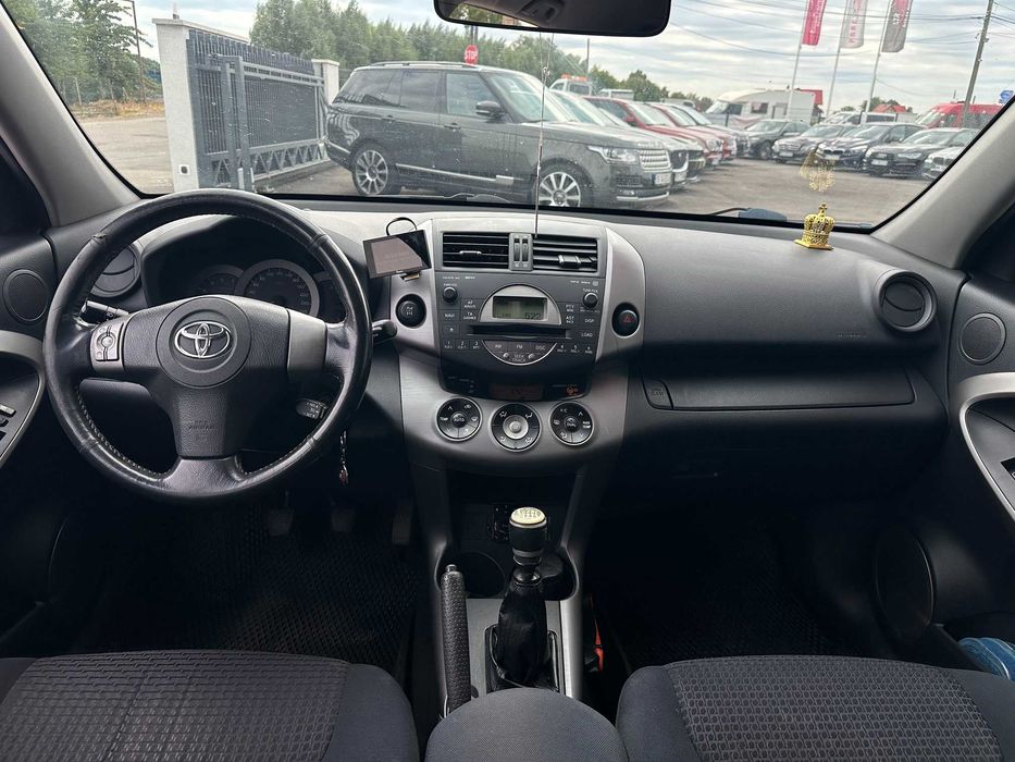 Toyota RAV-4 2,2 d-cat 4x4 2008 accept variante !