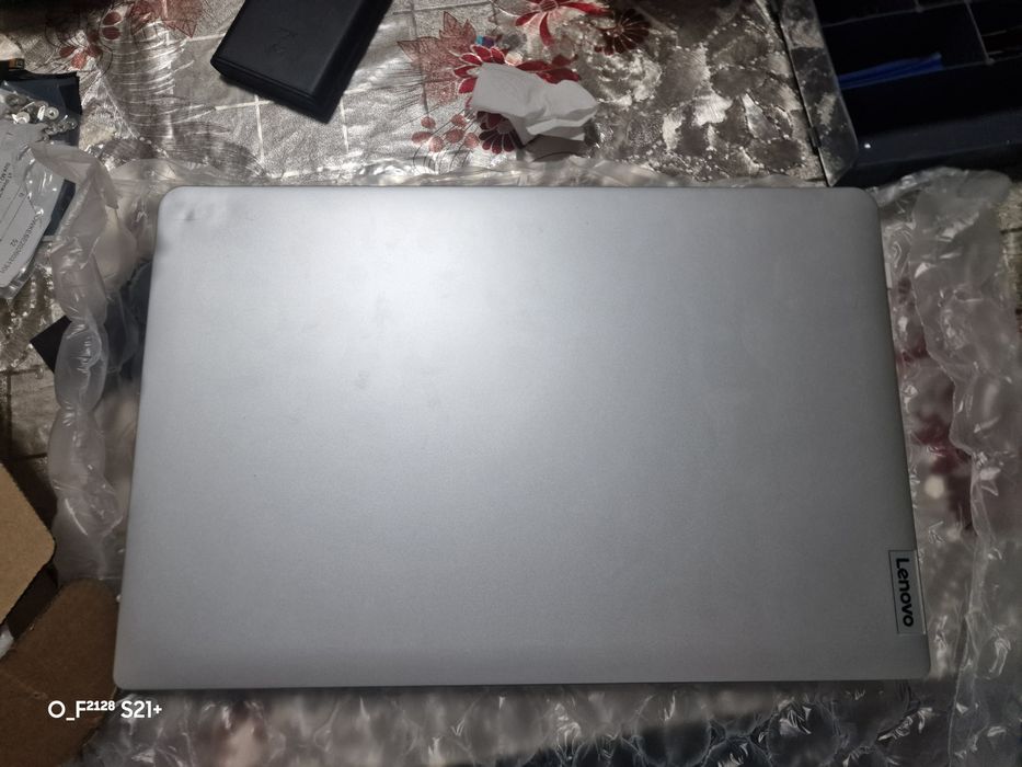 Lenovo ideapad 1