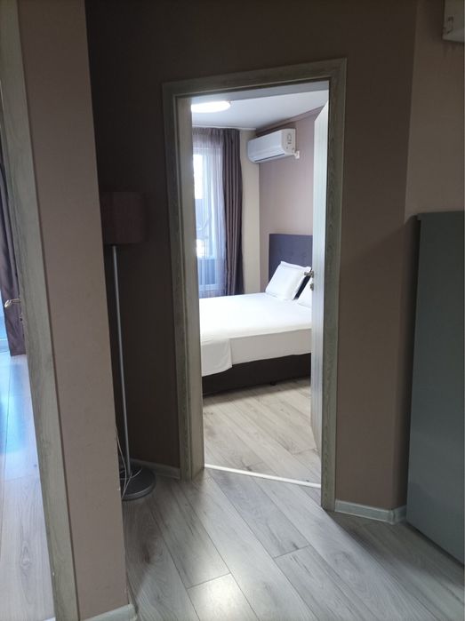 Дава се под наем Тристаен апартамент в Благоевград, Струмско - 80 кв.м за 382.5 € - Снимка #1