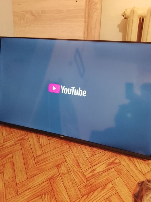 Смарт телевизор продам