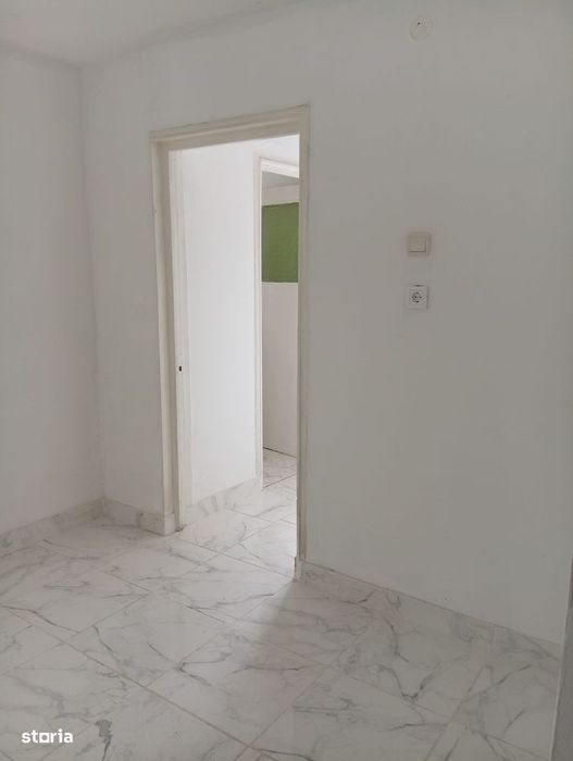 Direct proprietar vand apartament 2 camere , Aleea Lamotesti ,Berceni!