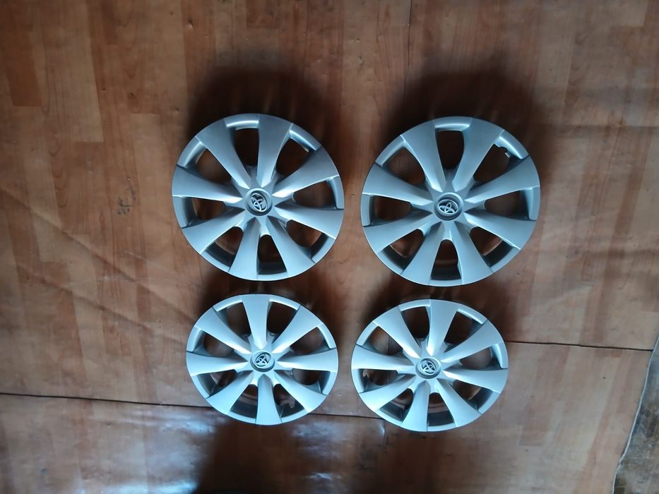 Срочно продам Диски от тойота и ваз