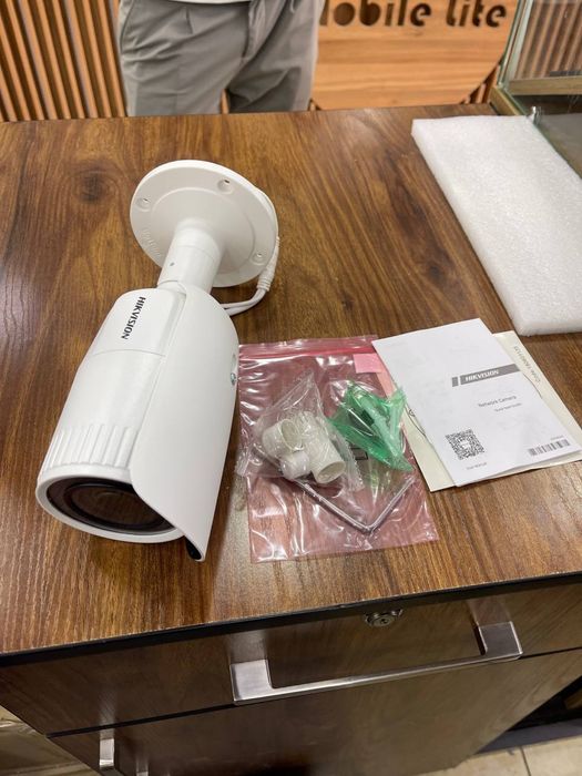 Network camera 2.8-12mm