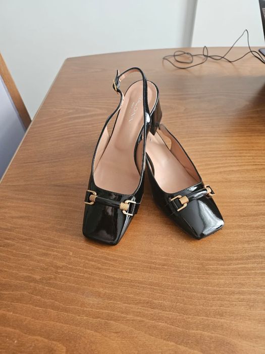 Босоножки-Слингбеки Baldinin