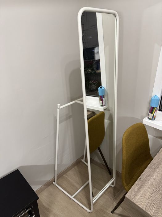 Огледало за коридор