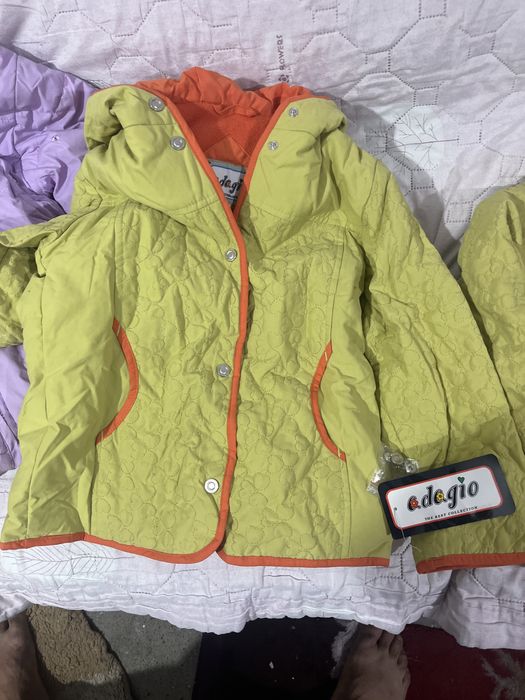 Продается детский зимние куртки