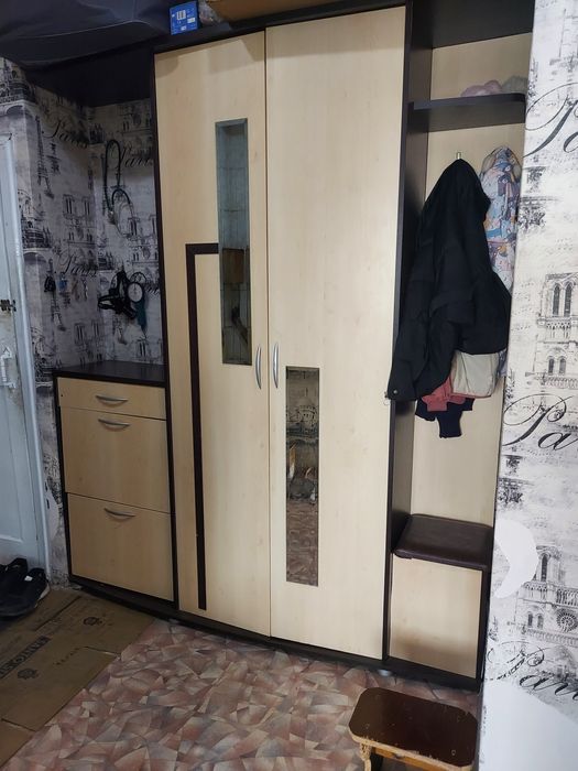 Продам прихожая тайынша