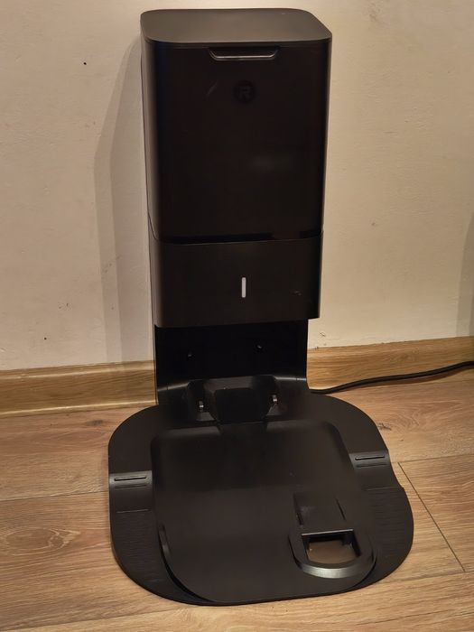 Прахосмукачка iRobot Roomba i7+