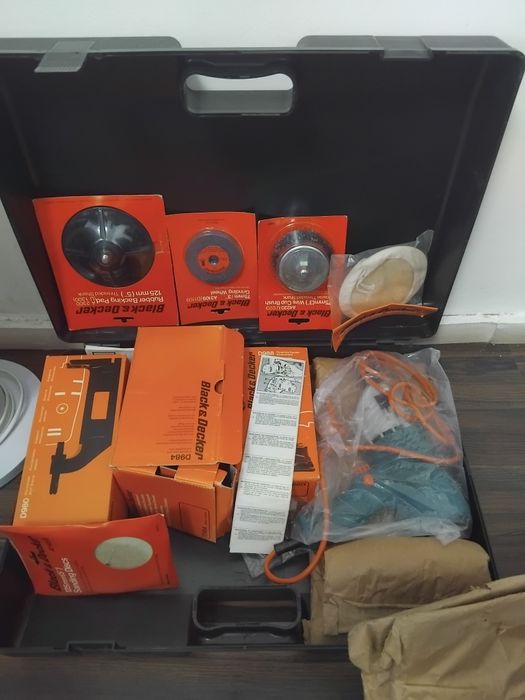 Polizor nou la pret 150 lei,bormasina bosch,nefolosita 150 lei,si bormasina universala cu mai multe functii noua  blakenbeker 200 lei