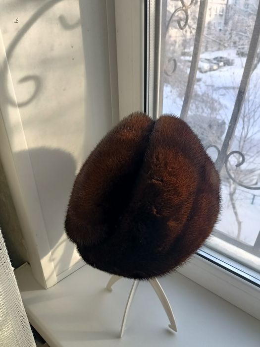 Женская норковая шапка