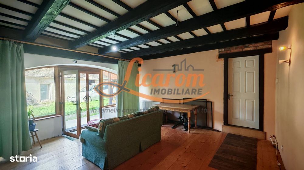 CASA SASEASCA comuna VULCAN,zona foarte buna,teren 3000 mp