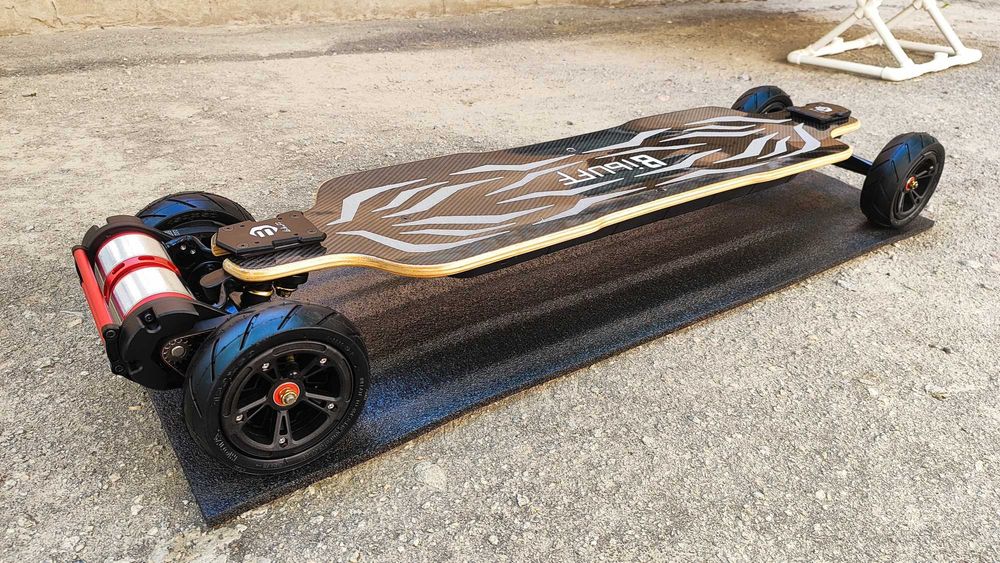 (Новый) электроскейтборд Bibuff UN38 All Terrain ждет хозяина