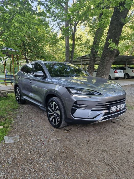 BYD Song Plus DM-i Champion 2025 — 8