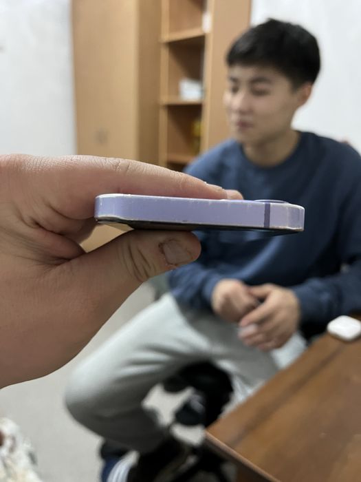 Айфон 12 мини  память 128 АКБ 77