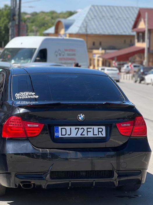 vând bmw e 90 facelift