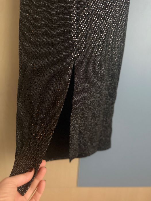 Черна рокля с пайете