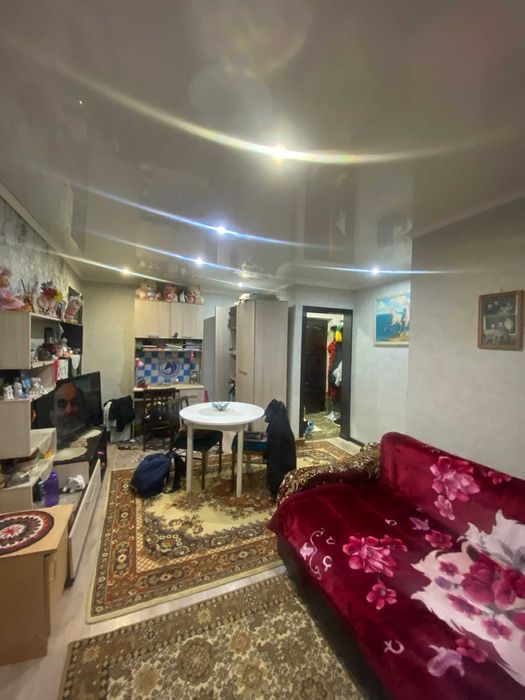 Продается 2 комн квартира Саина,6