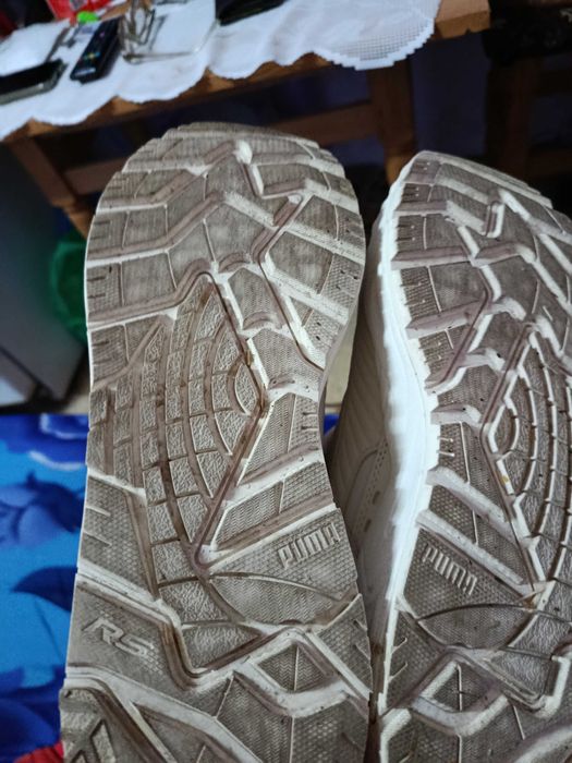 Vând Adidași Puma RS