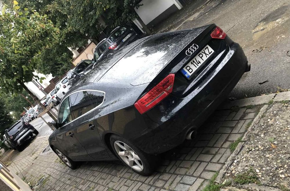 Mașină personala ,nefumători Audi A5