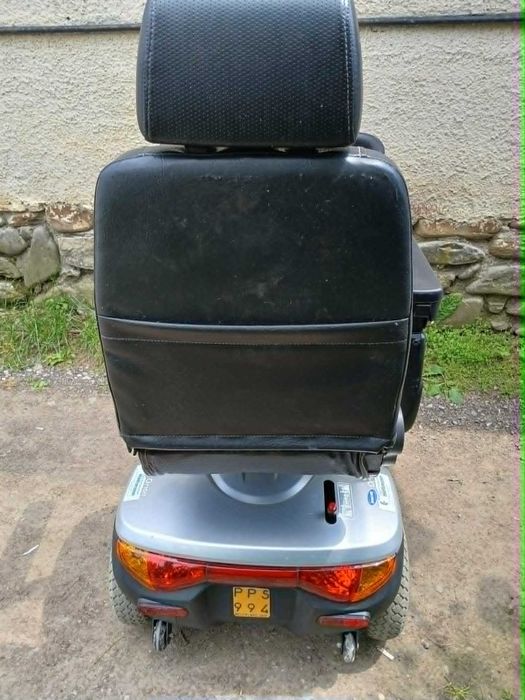 carucior carut electric scuter electric handicap dizabilitati