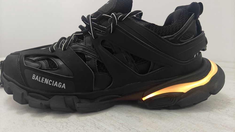 Balenciaga track LED