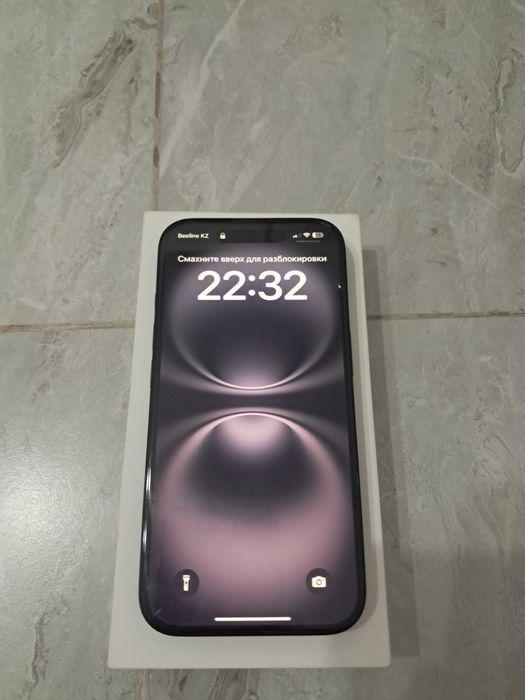 Продам Iphone 16 идеал