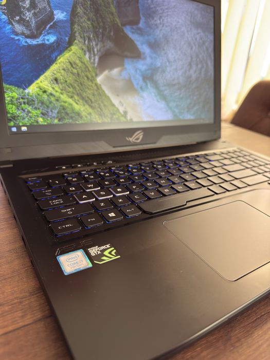 Laptop Gaming Asus ROG ca nou