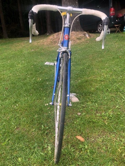 Bicicleta semicursiera