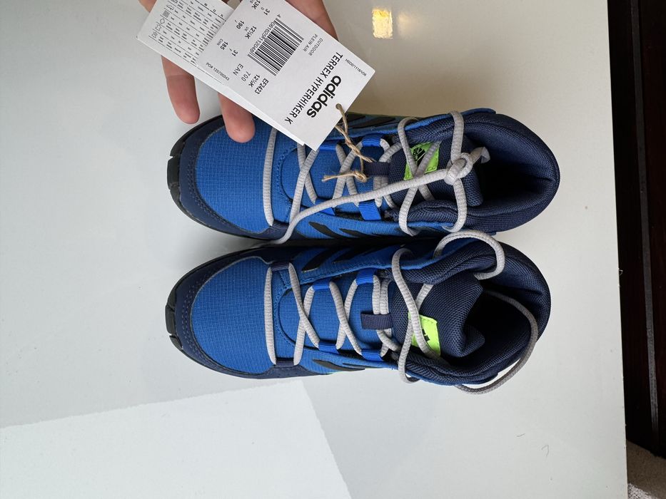 Боти Адидас терекс НОВИ