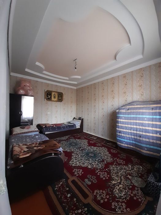 Hovli sotiladi 8 sotix
