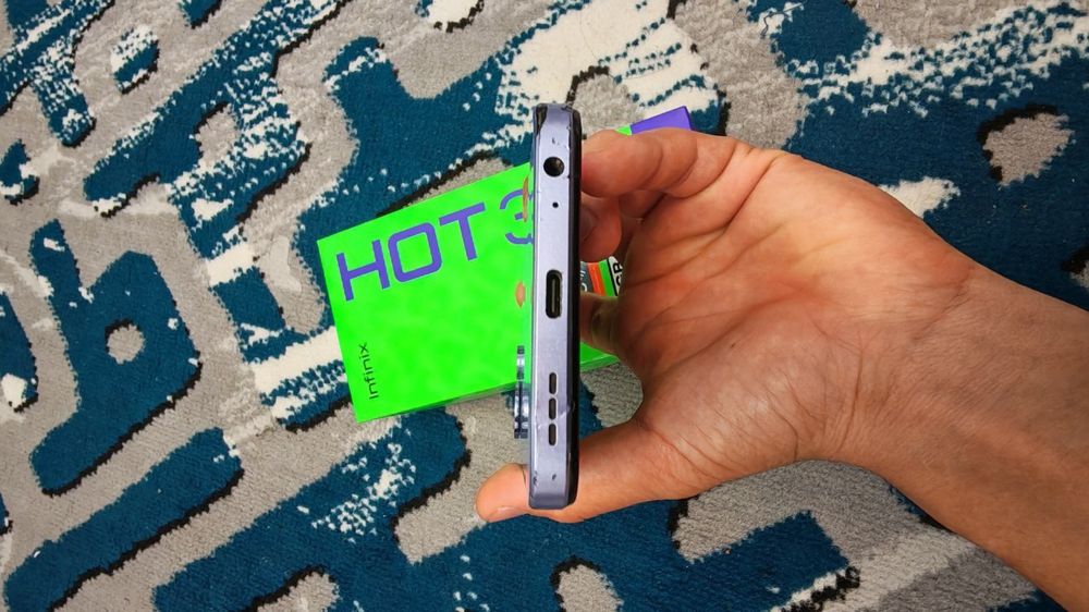 Infinix Hot 30 play 8+8/128gb