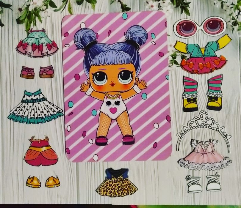 Игра-одевашка. "Одень куклу LOL"