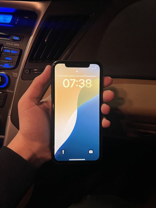 Iphone 11 в хорошом состояний