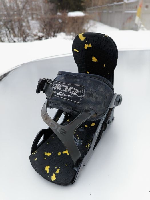 Крепления сноубордические продам