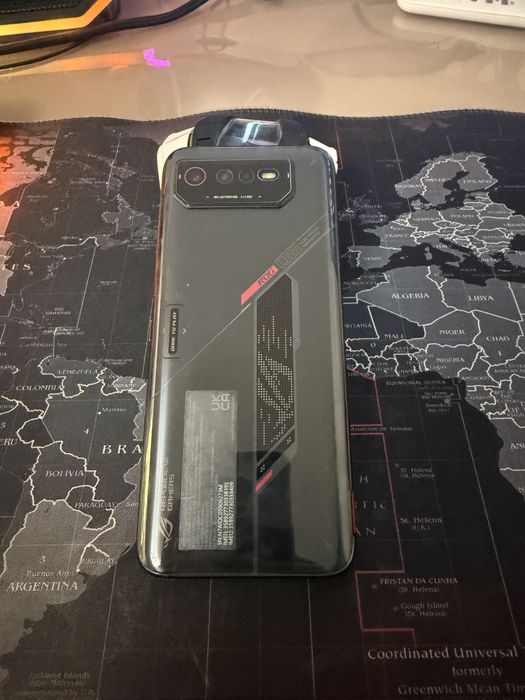 Asus Rog Phone 6 + Aeroactive cooler