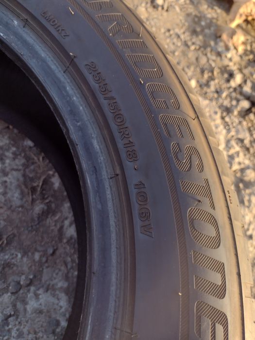 Перфектни 2бр.255/50/18 Bridgestone dot3521