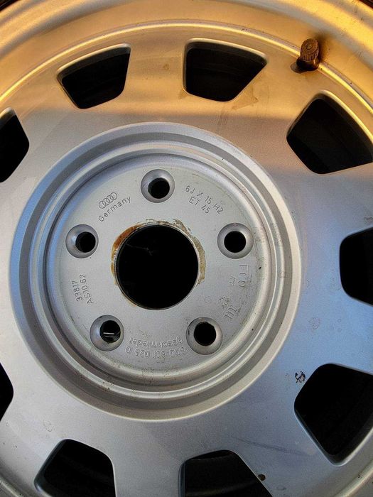 6JX15H2 ET45 алуминиеви джанти с Michelin и Dunlop гуми
