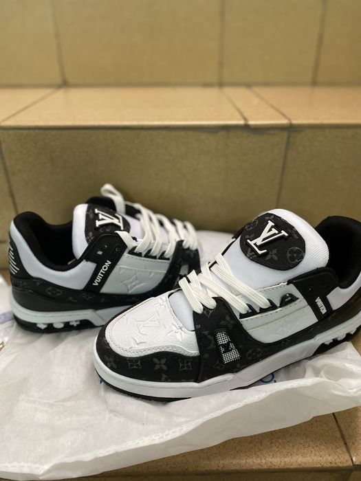 LOUIS VUITTON 44 номер